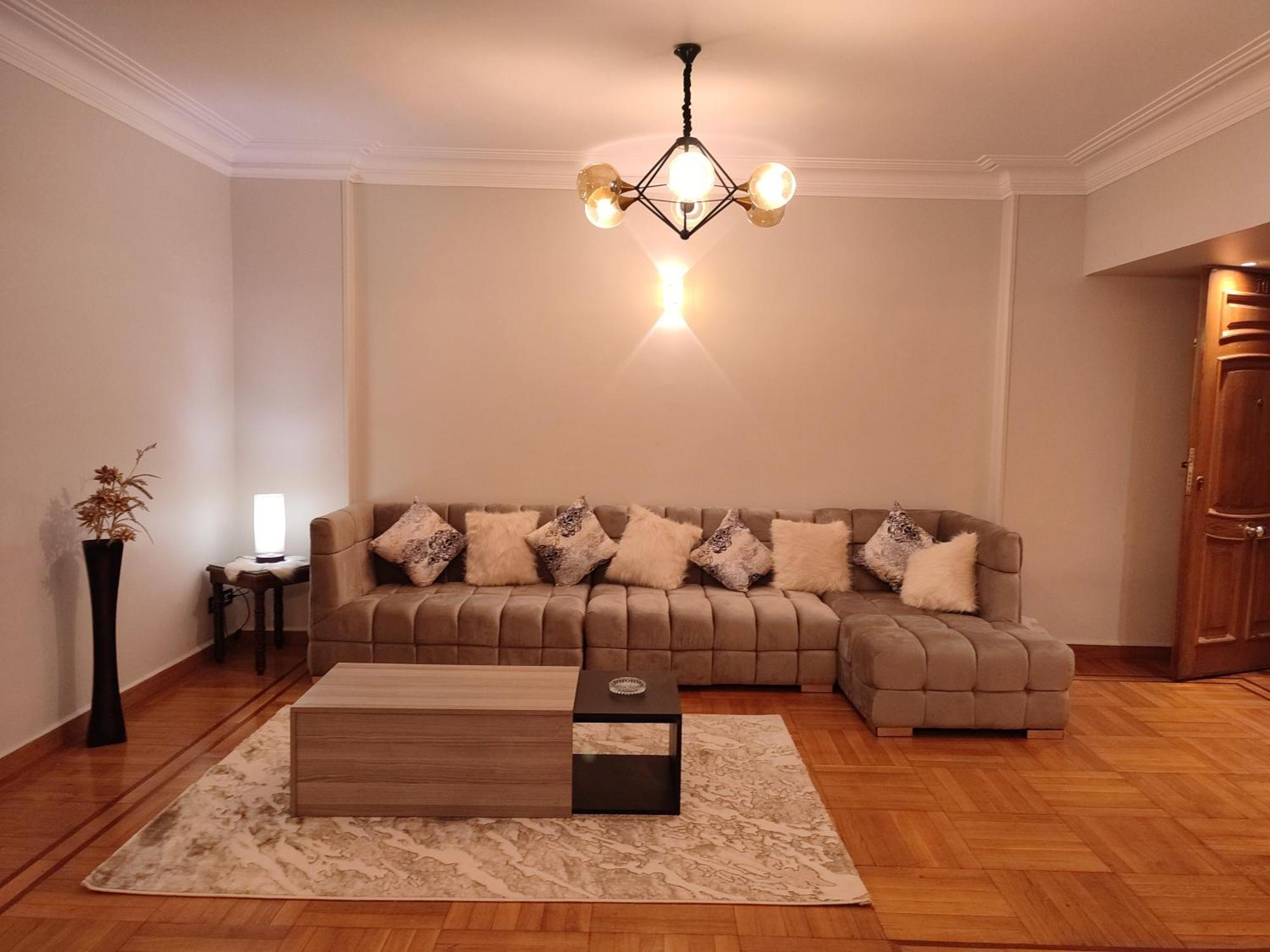 Apartment فاخرة هادئة في الدقي *