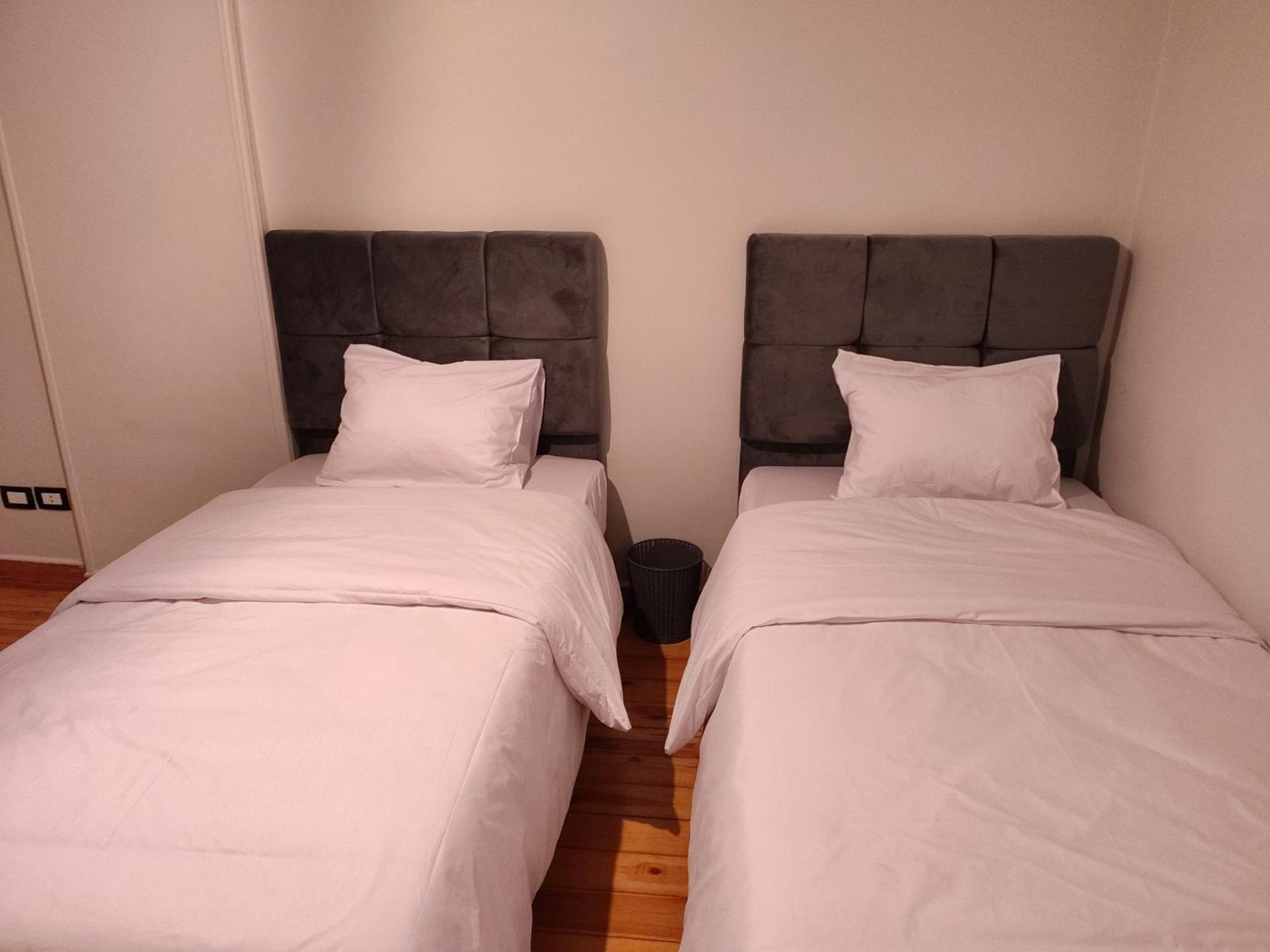 فاخرة هادئة في الدقي Apartment *